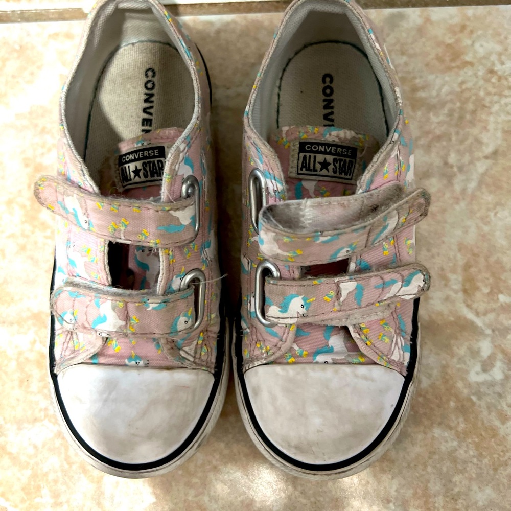 Unicorn converse size 10